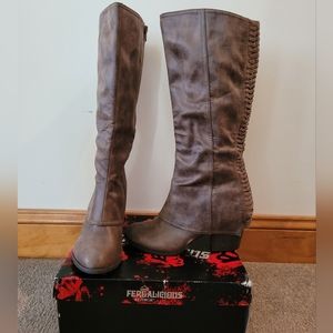 Fergalicious heeled boot, brown size 10